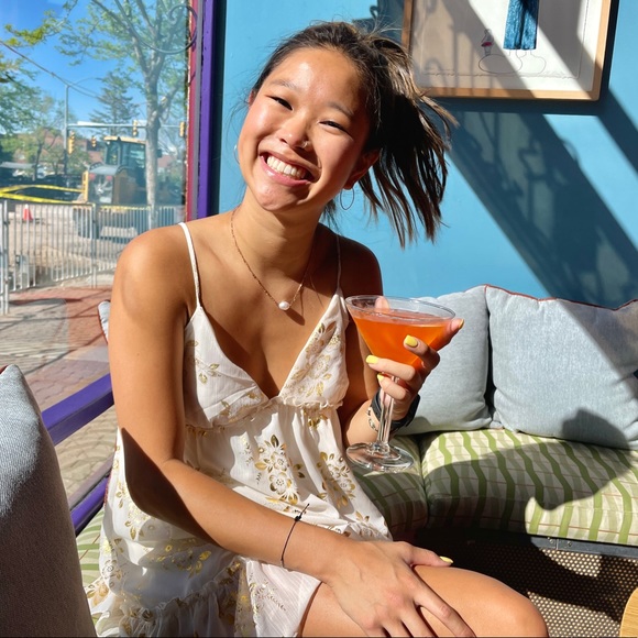 Hi Hey Hello :) - Picture 2 of 2